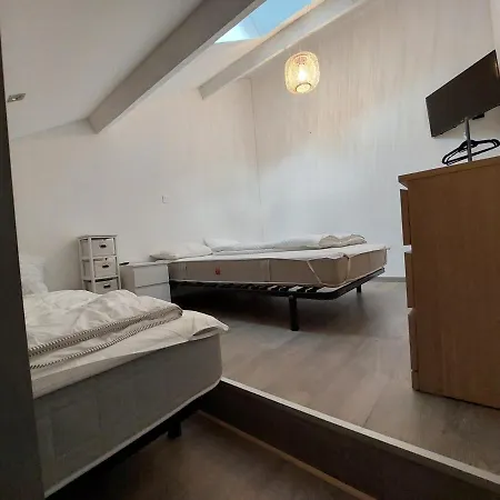 Appartement Duplex Moderne Proche Des Pistes, Accès - Fr-1-516-214 *